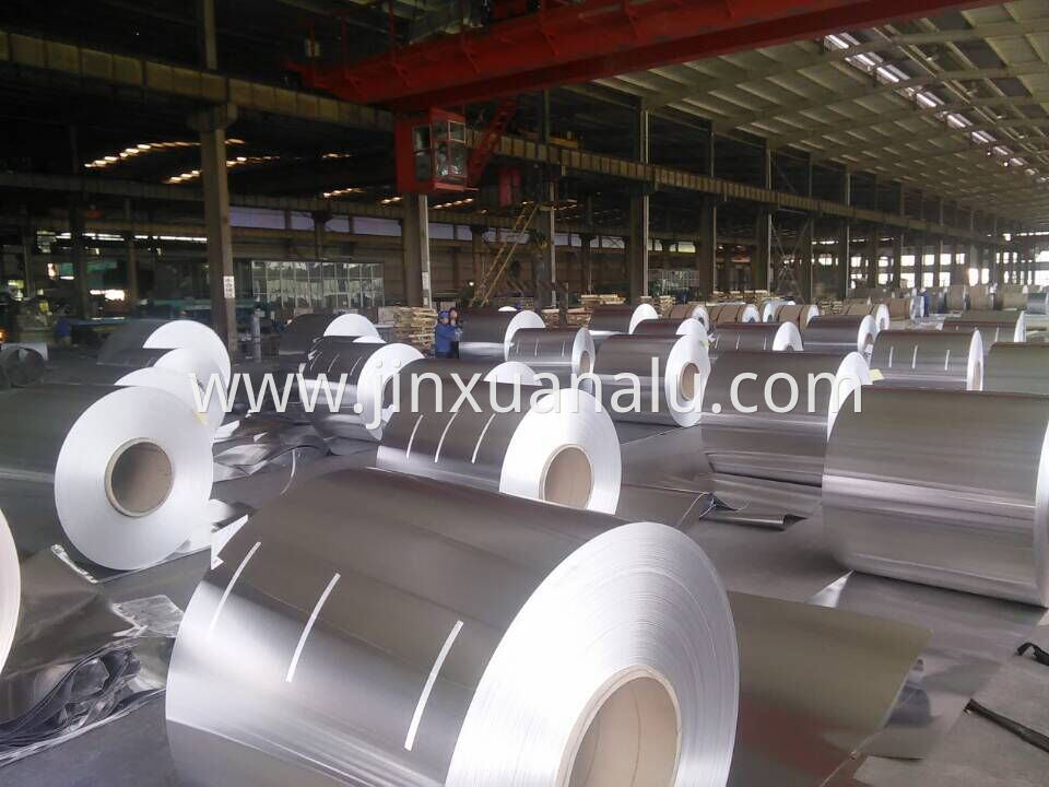 Ultra-Wide-Thin-Aluminium-Sheets-for-Trailer-3003-3004-5052-(3)